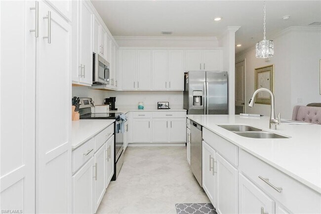 Building Photo - 6046 National Blvd