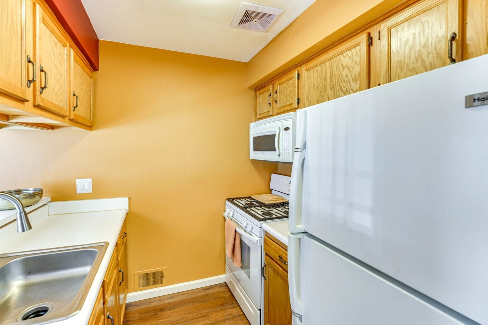 Building Photo - 8941 Shawn Dr