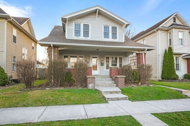 Building Photo - 3 BED 2 FULL BATH W/ OFFICE - AVAILABLE NOW