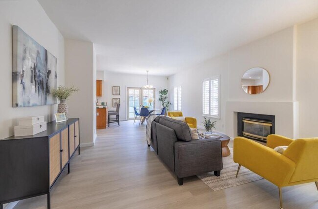Building Photo - 2441 Johns Way