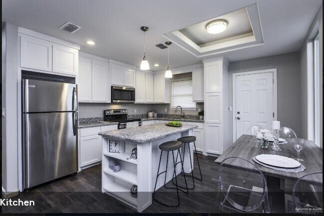Building Photo - 24 Alta Vista Dr