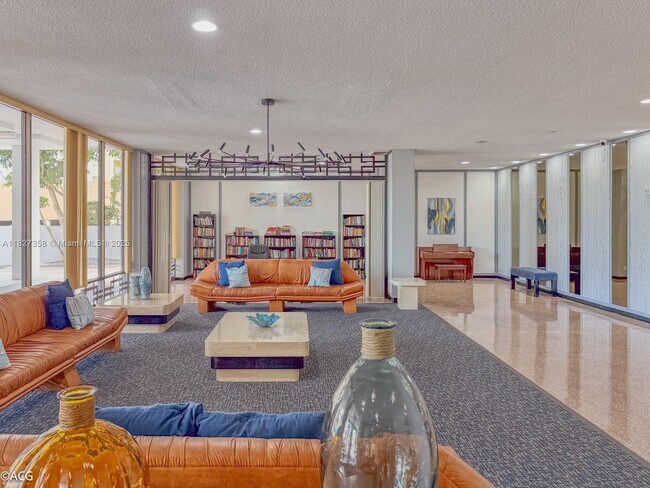 Building Photo - 137 Golden Isles Dr