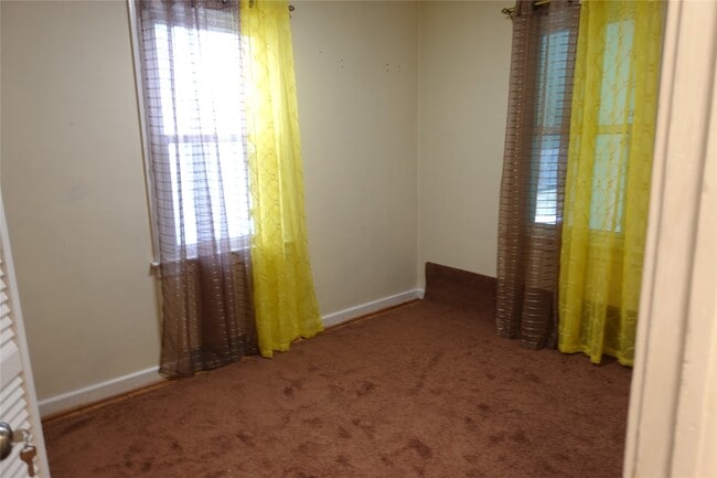 Building Photo - 57 Fowler Ave