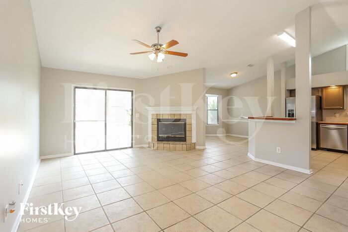 Building Photo - 1645 Ponderosa Pine Dr E