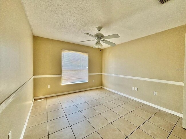Building Photo - 913 Nancy Ct