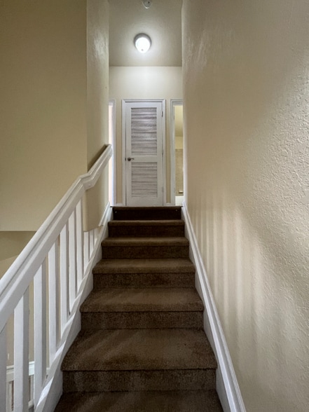 Building Photo - 3161 NW 33rd St