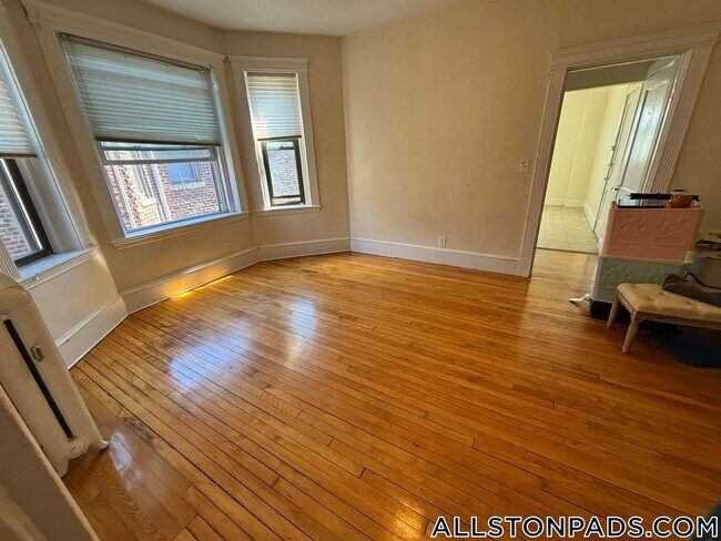 Building Photo - 215 Harvard Ave