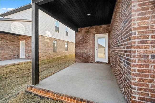 Building Photo - 4670 W Aurora St