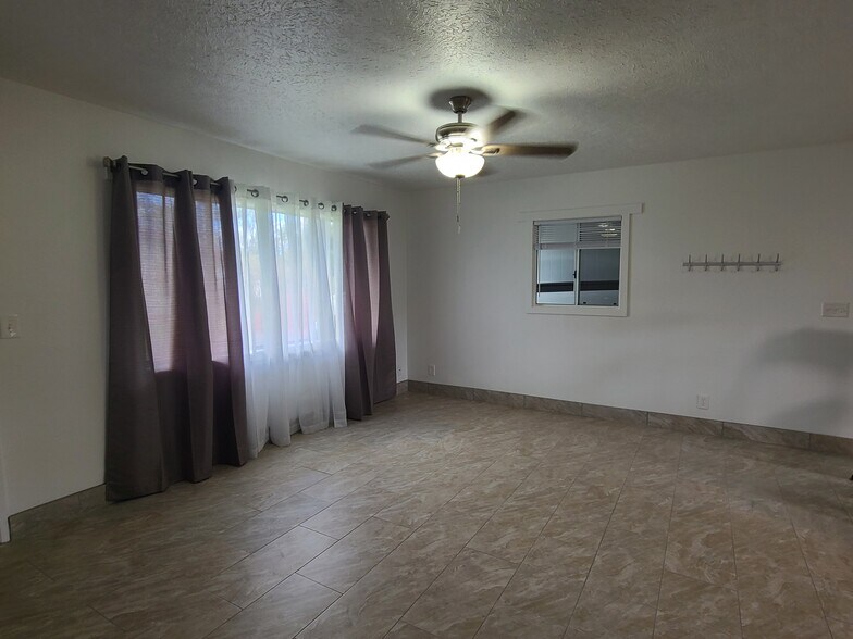 Building Photo - 16-2067 Silversword Dr