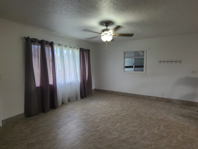 Building Photo - 16-2067 Silversword Dr