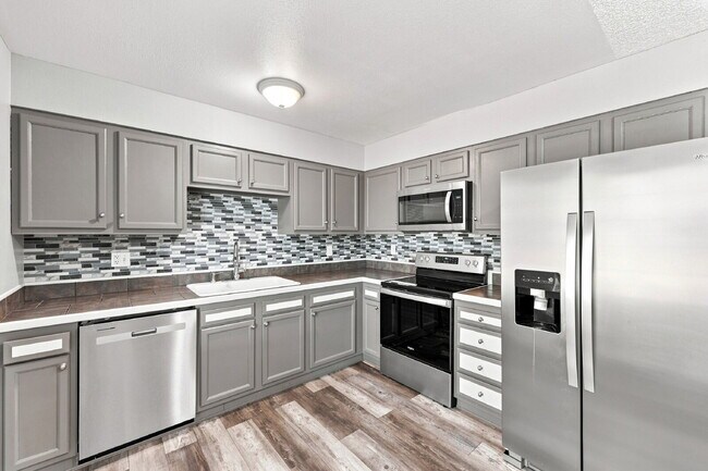 Building Photo - $2,040.95- 4 Bed, 2 Bath Home in CO Springs with Big Fenced-in Yard!