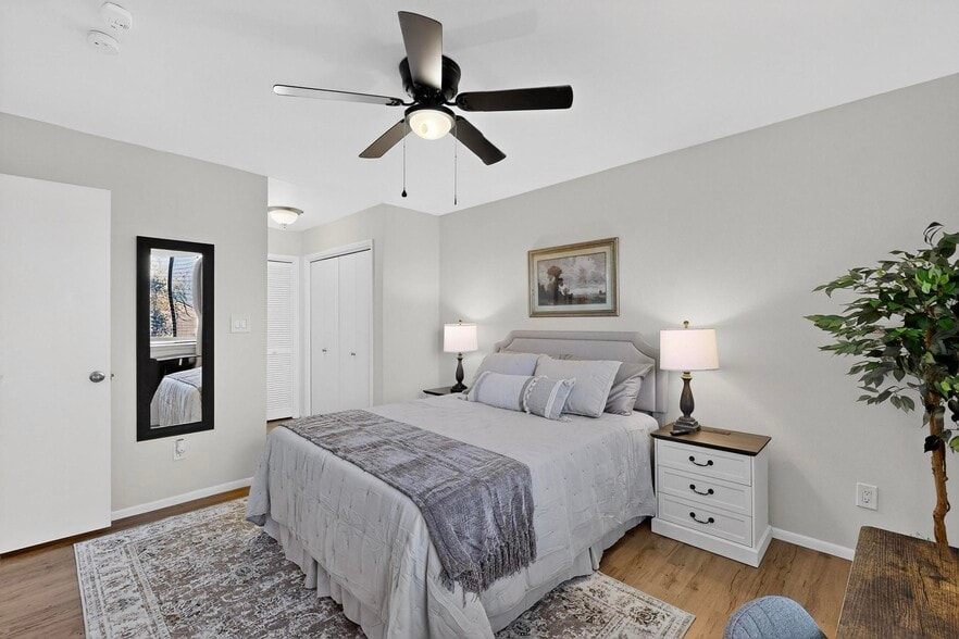 Building Photo - 6093 McKinney Dr NE