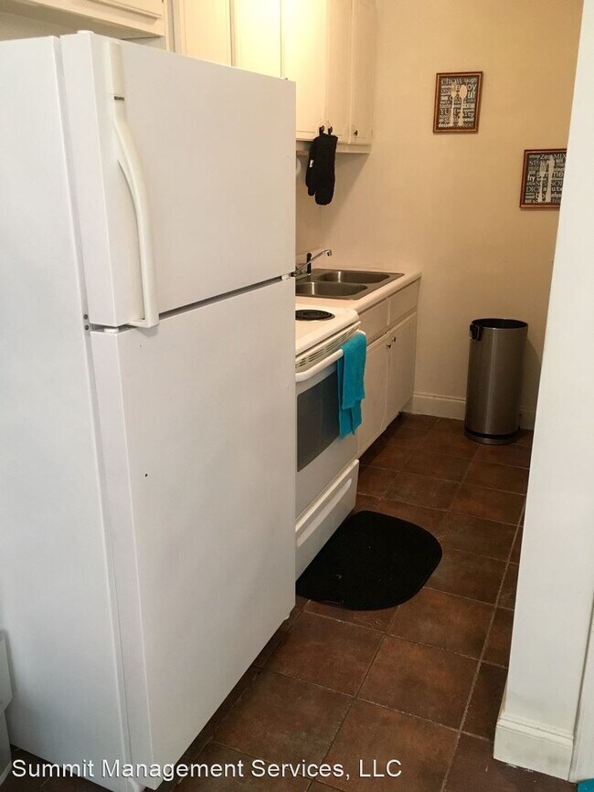 Building Photo - 1 br, 1 bath House - 17B PR 1109