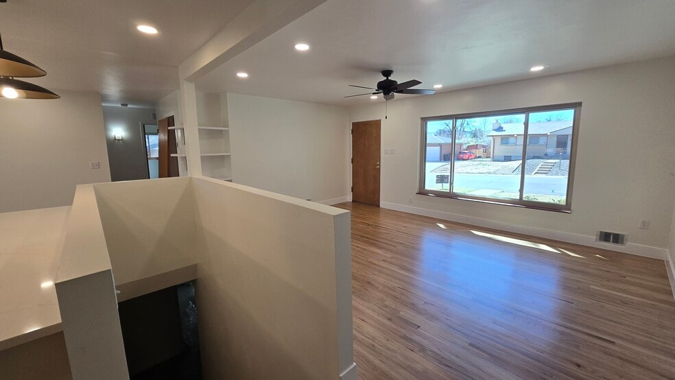 Building Photo - 2934 S Zurich Ct