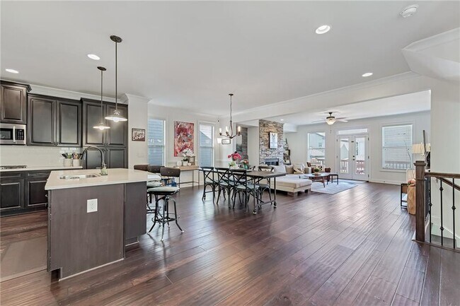 Building Photo - 7555 Scarlet Dr