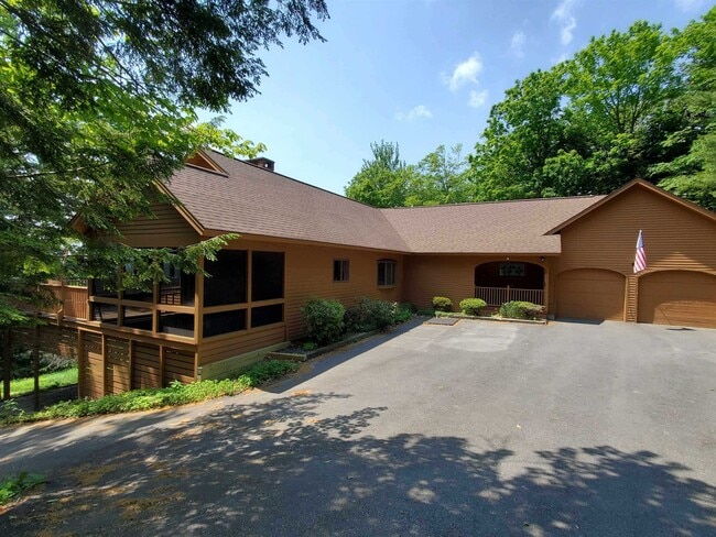 Primary Photo - 30 Dorset Ln