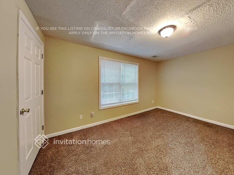 Building Photo - 7190 Farm House Ln