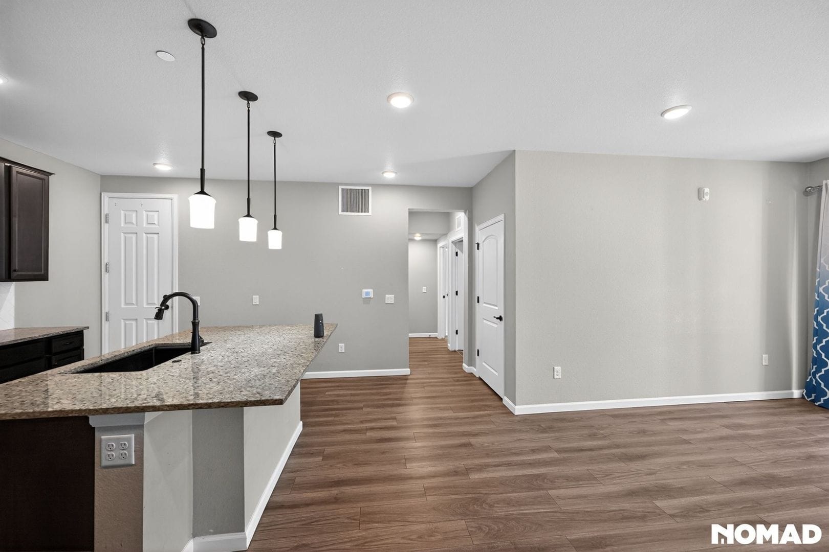 Building Photo - 6153 N Ceylon St