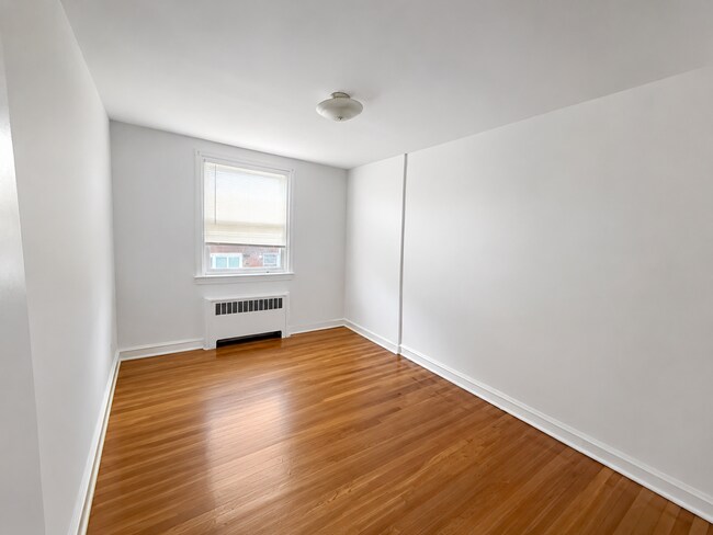 Building Photo - 8239 Williams Ave