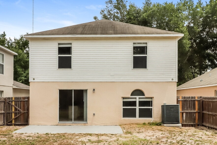 Building Photo - 13825 Gentle Woods Ave