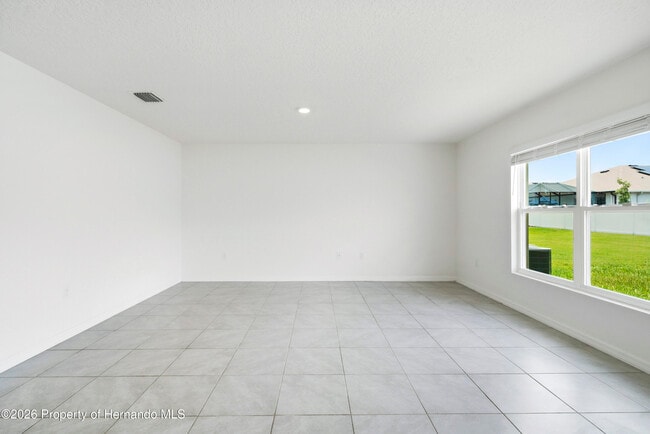 Building Photo - 13322 Golden Lime Ave