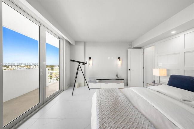 Building Photo - 4300 N Ocean Blvd