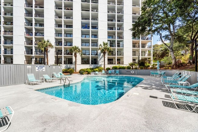 Building Photo - Sea Mark Tower – 3BR Ocean-View Condo