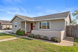 Building Photo - Gorgeous home in Lincoln, CA