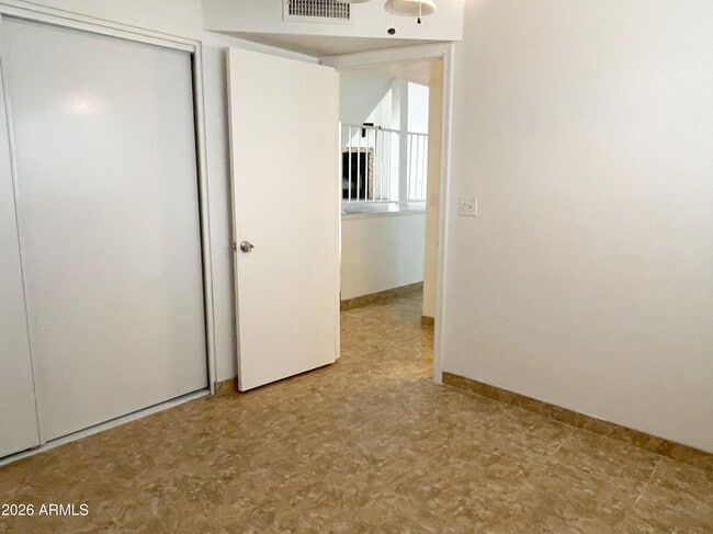 Building Photo - 3491 N Arizona Ave