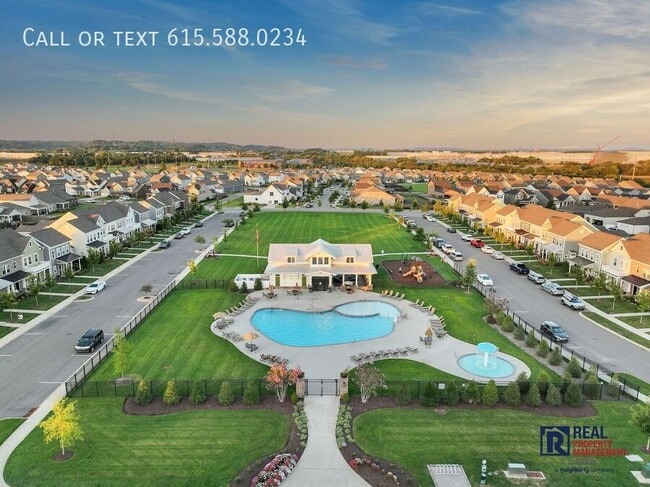 Building Photo - 1021 Ewell Farm Dr