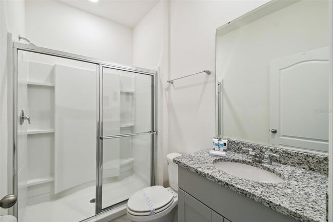 Building Photo - 7704 Oakmoss Loop
