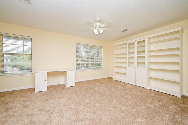 Building Photo - 2207 BrayBend Ln