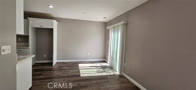 Building Photo - 12308 Valley View Ave