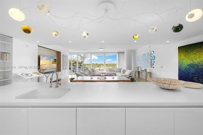 Building Photo - 9111 Collins Ave