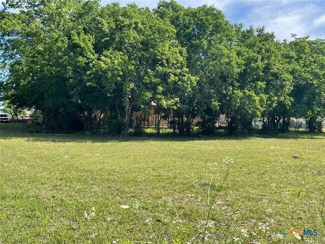 Building Photo - 455 Ridge Dr