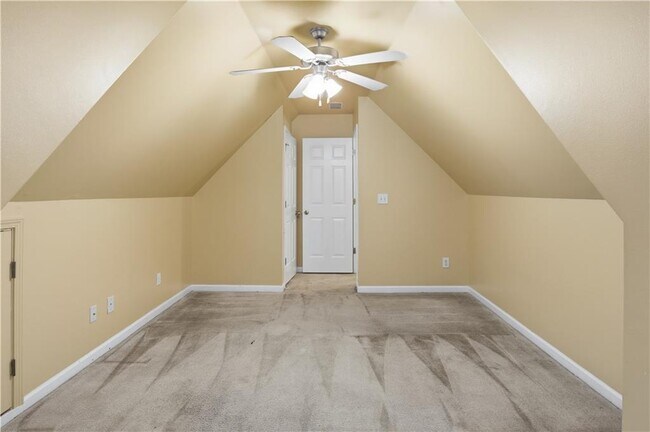 Building Photo - 796 Rock Ln