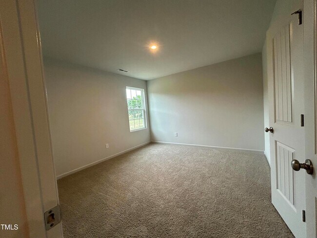 Building Photo - 260 Johnson Rdg Wy