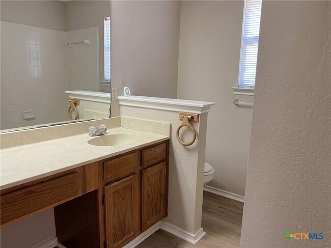 Building Photo - 1706 Wickfield Way