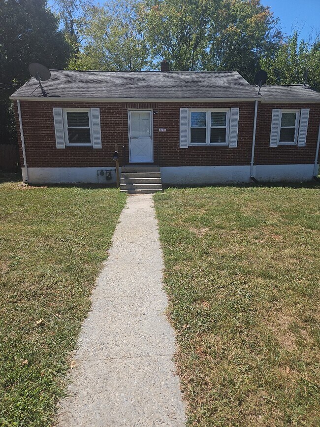 Primary Photo - 4718 Eden Dr NW