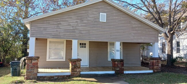 Primary Photo - Stunning 4-Bedroom Renovated Home in Sapulpa