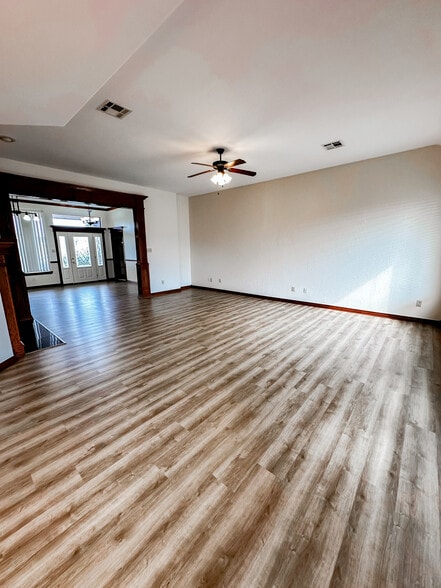 Building Photo - 1502 SW 70th St