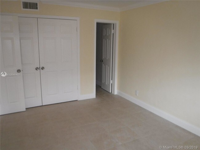 Building Photo - 2625 N Andrews Ave