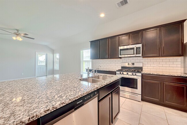 Building Photo - 3227 Zephyr Park Ln