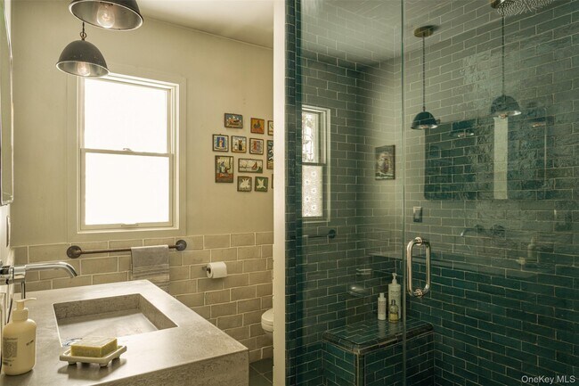 Building Photo - 55 Nordic Dr