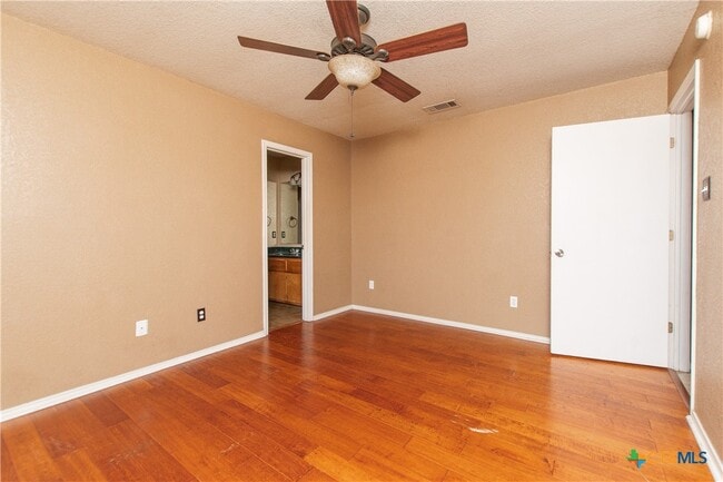 Building Photo - 4001 Kali Dr
