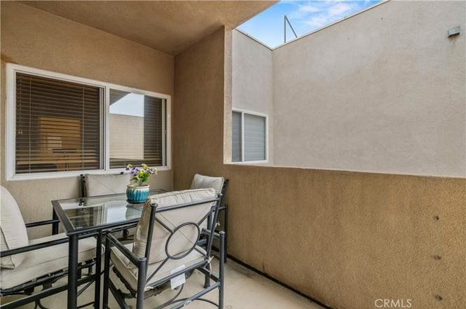 Balcony - 9610 Zelzah Ave