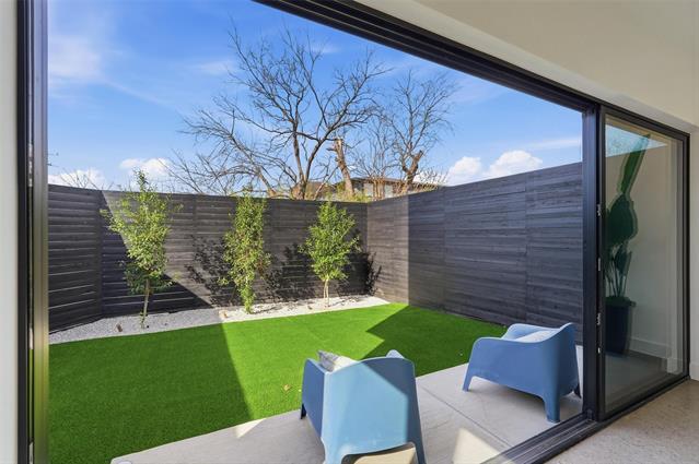 Building Photo - 6801 Tyree St