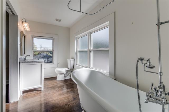 Building Photo - 732 N Windomere Ave