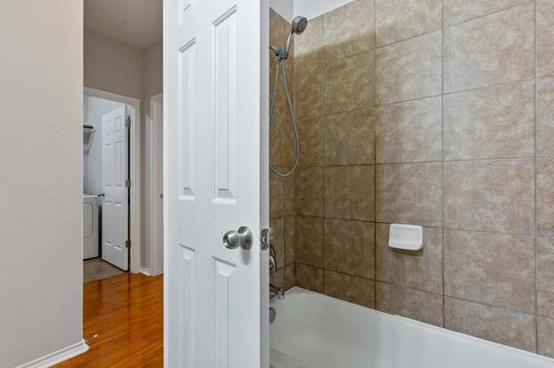 Building Photo - 20725 Mead Bend
