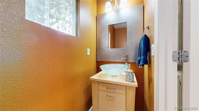 Building Photo - 2038 Juniper Way